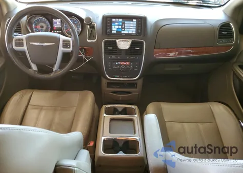 2014 Chrysler Town & Country Touring from USA, damaged, VIN 2C4RC1BG2ER149067